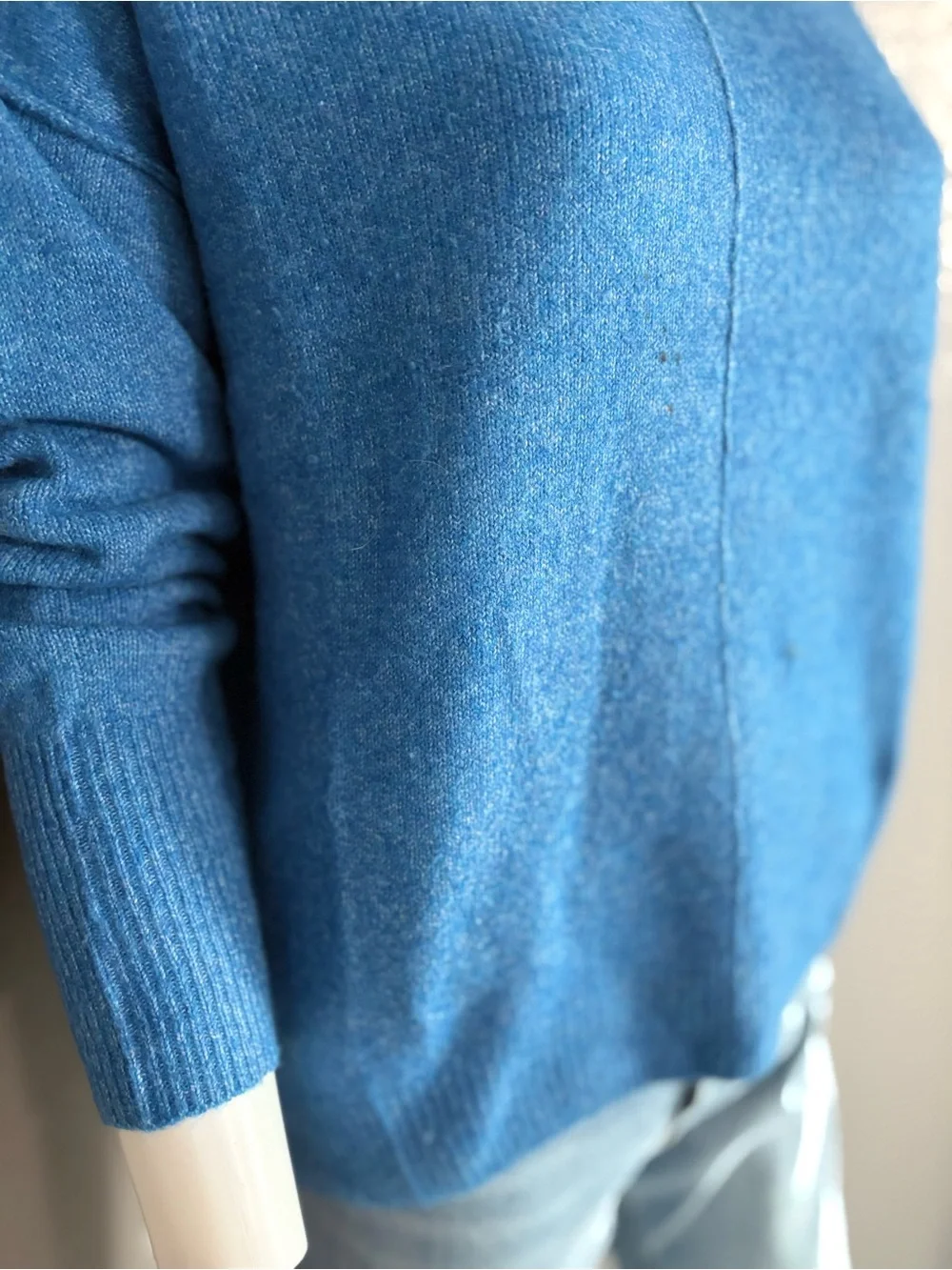 Vince Camuto Blue Crewneck Sweater